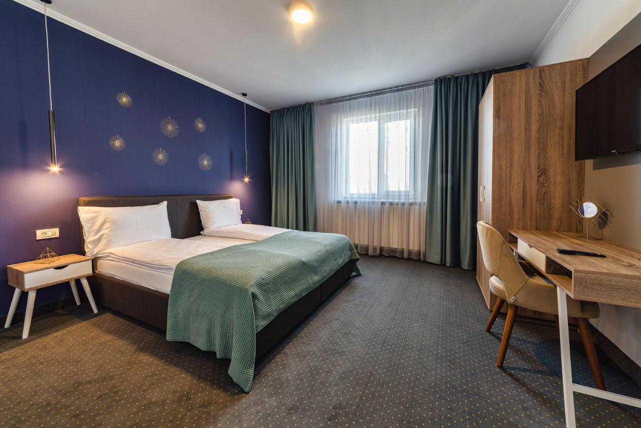 Saga Rooms Victoria  Eksteriør billede